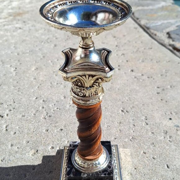 Gorgeous Vintage Dilly MFG Ornate Metal Candle Holder with Marble Base - Picture 2 of 13